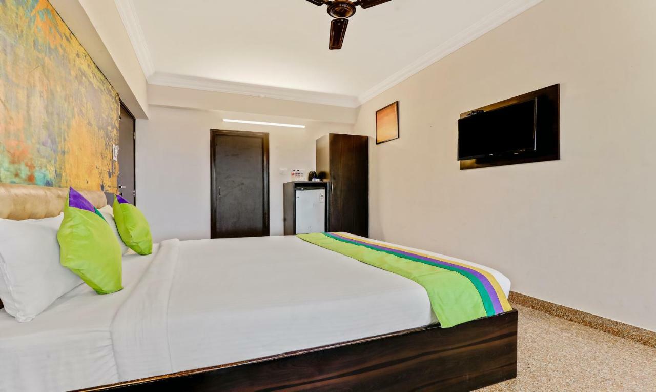 Treebo Trend Sea Coin Hotel โคลวา ภายนอก รูปภาพ