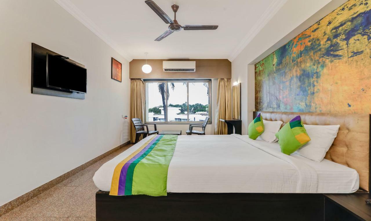 Treebo Trend Sea Coin Hotel โคลวา ภายนอก รูปภาพ